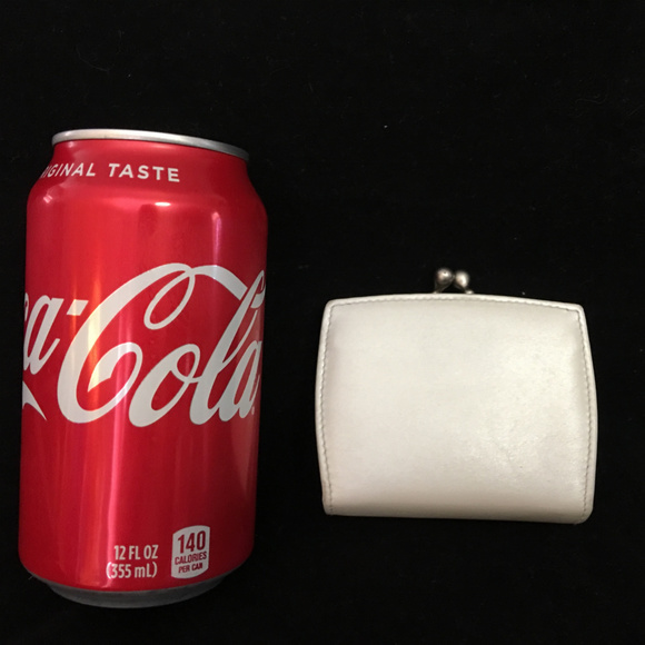 SOLD! COACH Madison Ivory Leather Mini Coin Purse - Picture 5 of 8